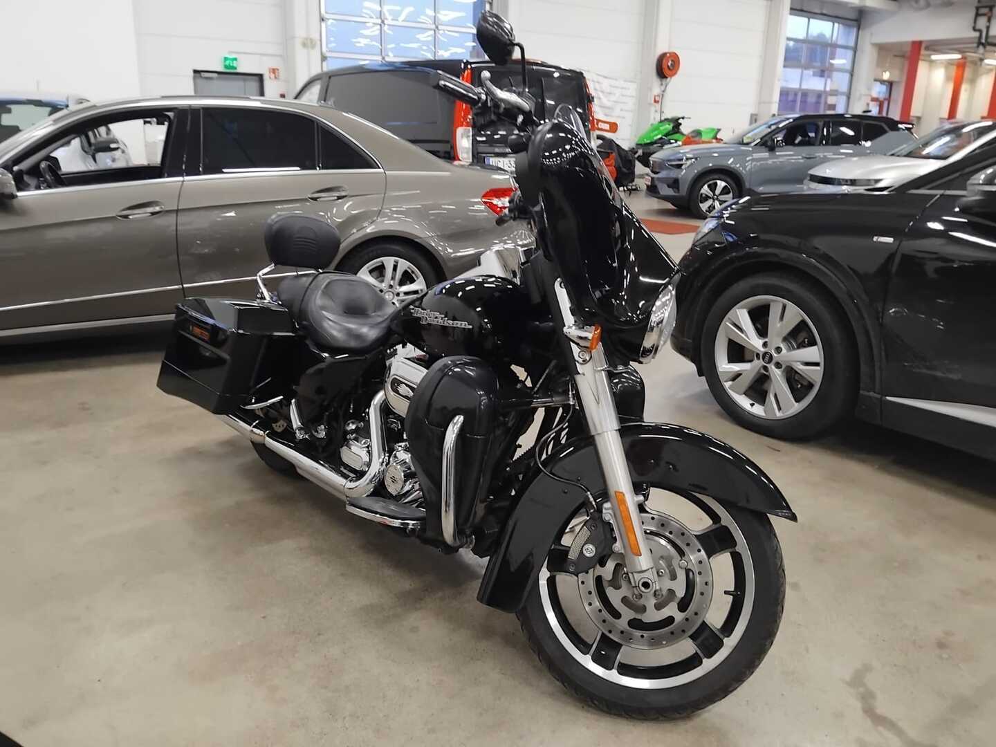 HARLEY-DAVIDSON TOURING 2011