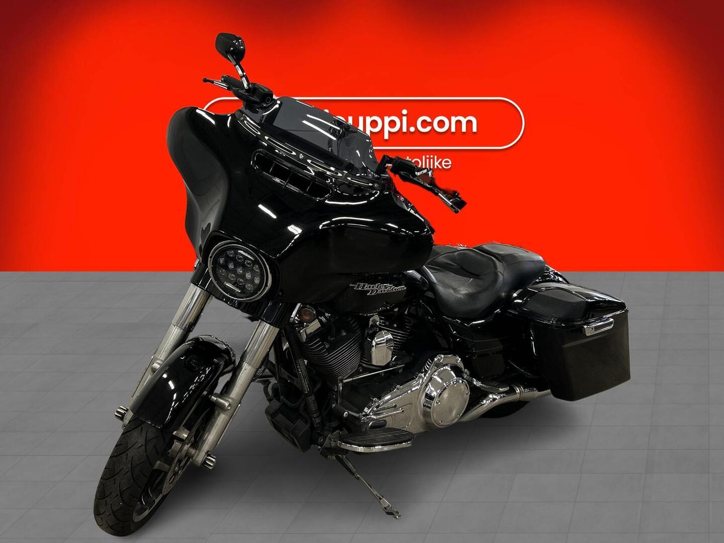 HARLEY-DAVIDSON TOURING 2014