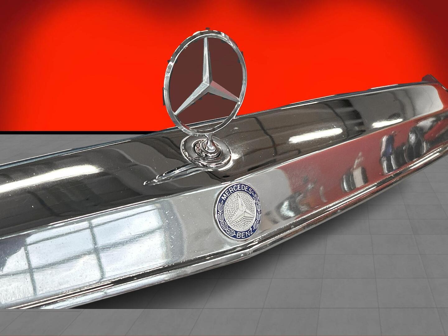 MERCEDES-BENZ S 1980