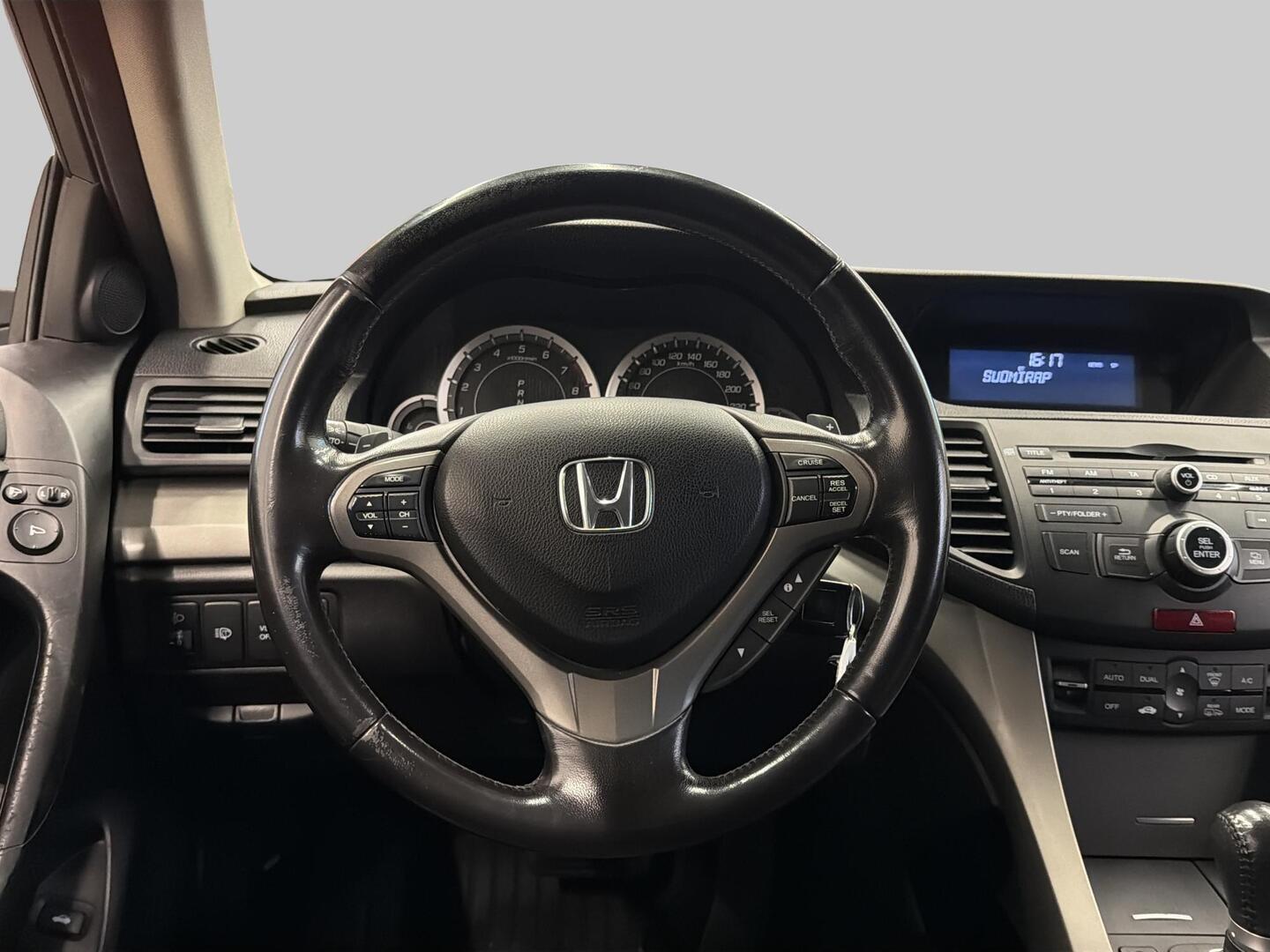 HONDA Accord 2011