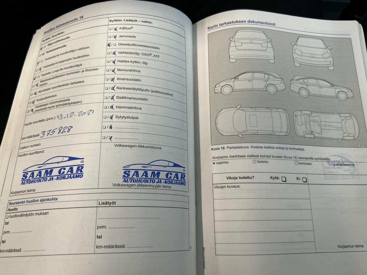 VOLKSWAGEN Touran 2015