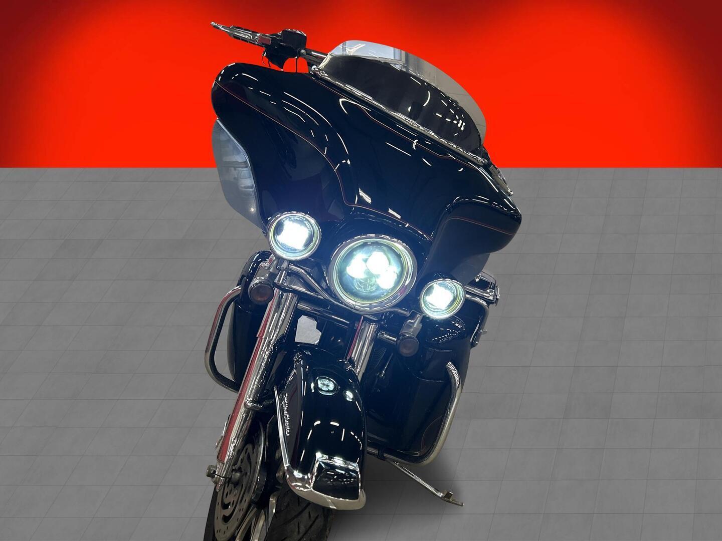 HARLEY-DAVIDSON TOURING 2002