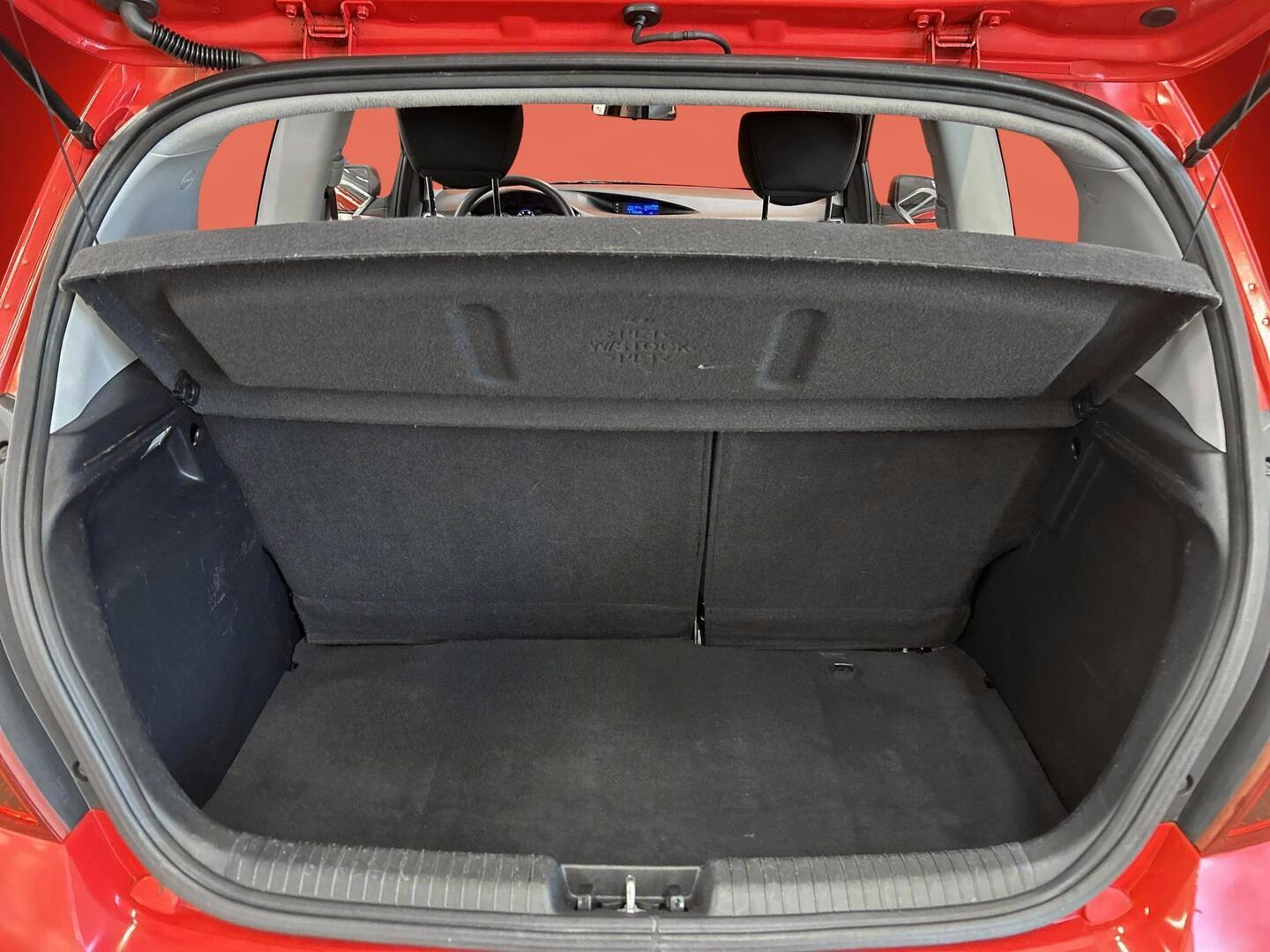 HYUNDAI i20 2011
