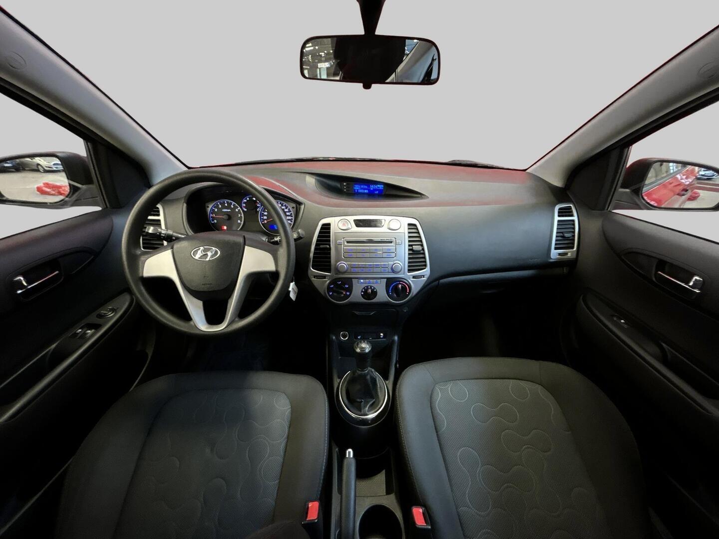 HYUNDAI i20 2011
