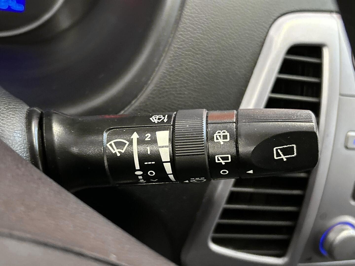 HYUNDAI i20 2011