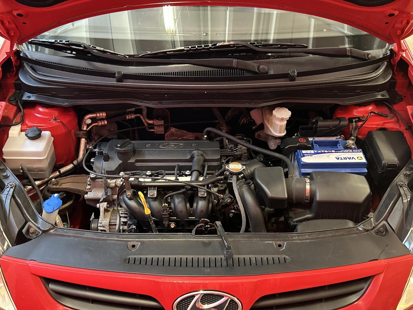 HYUNDAI i20 2011