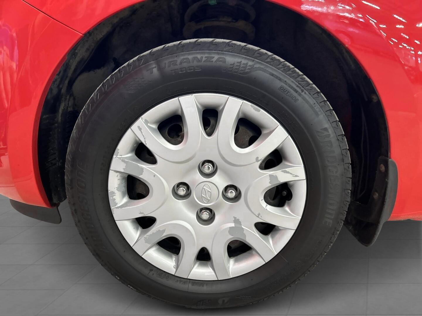 HYUNDAI i20 2011
