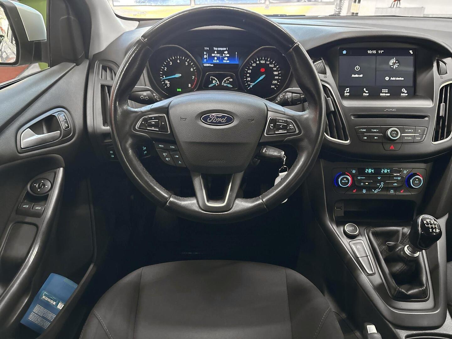 FORD Focus 2017
