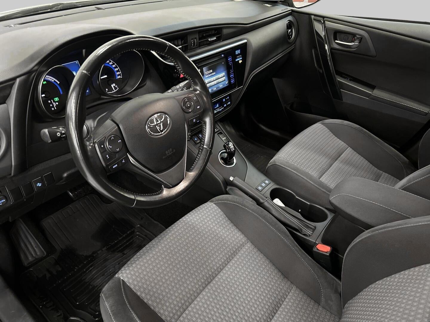 TOYOTA Auris 2018