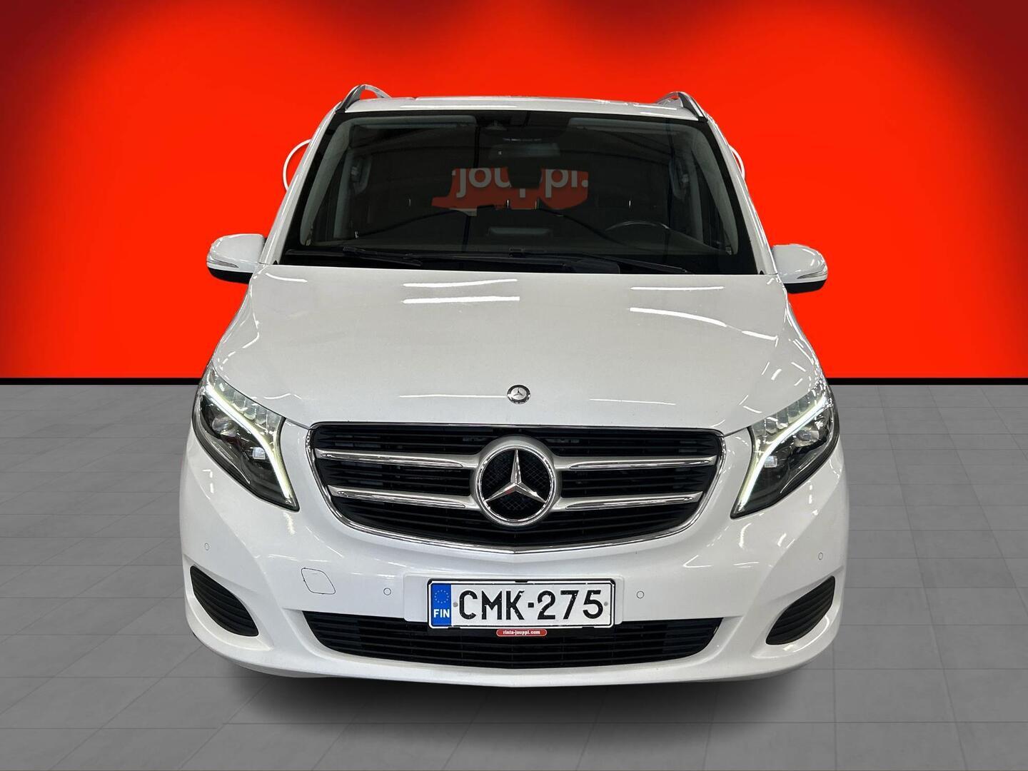 MERCEDES-BENZ V 2015