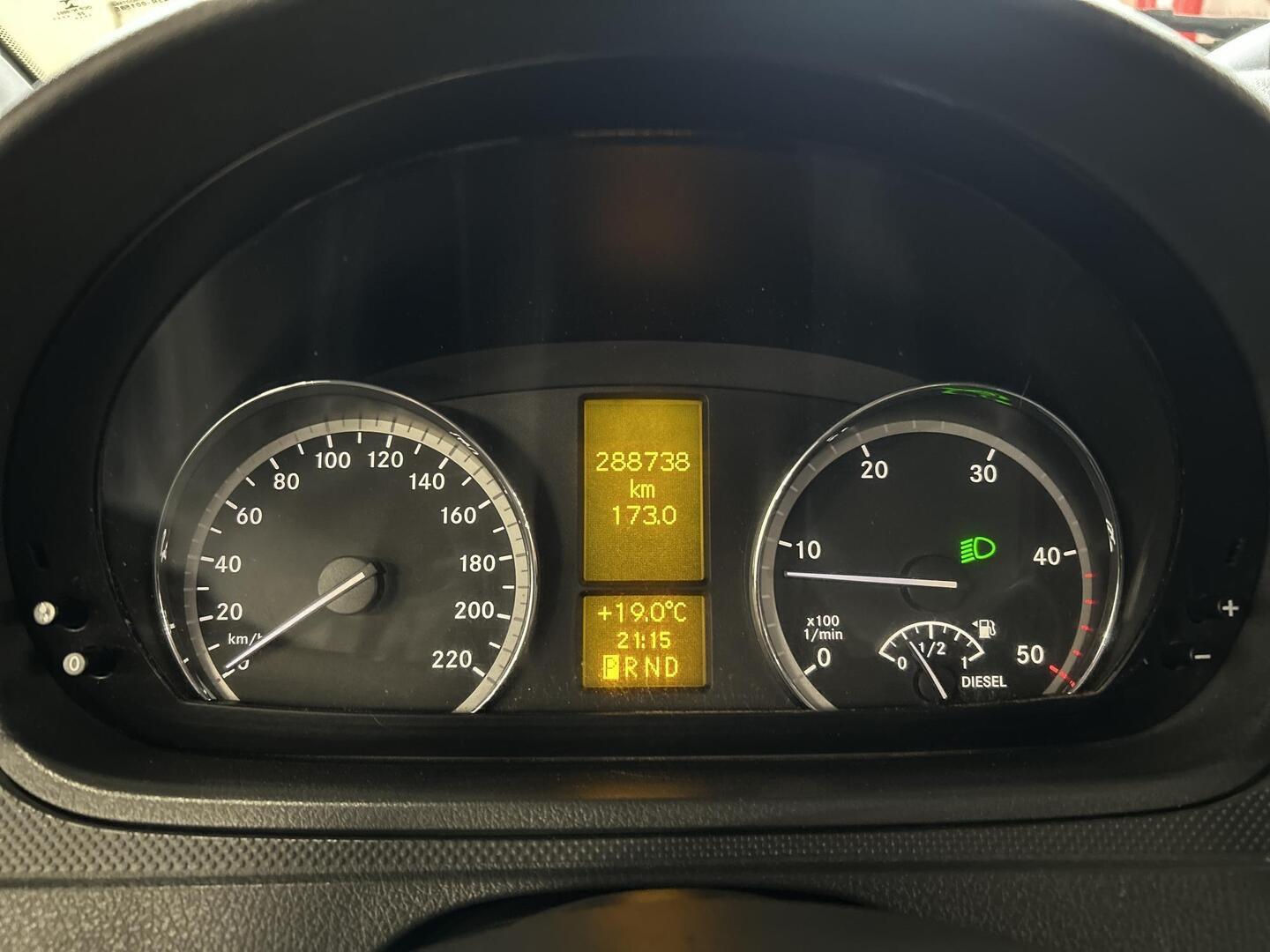 MERCEDES-BENZ Vito 2012