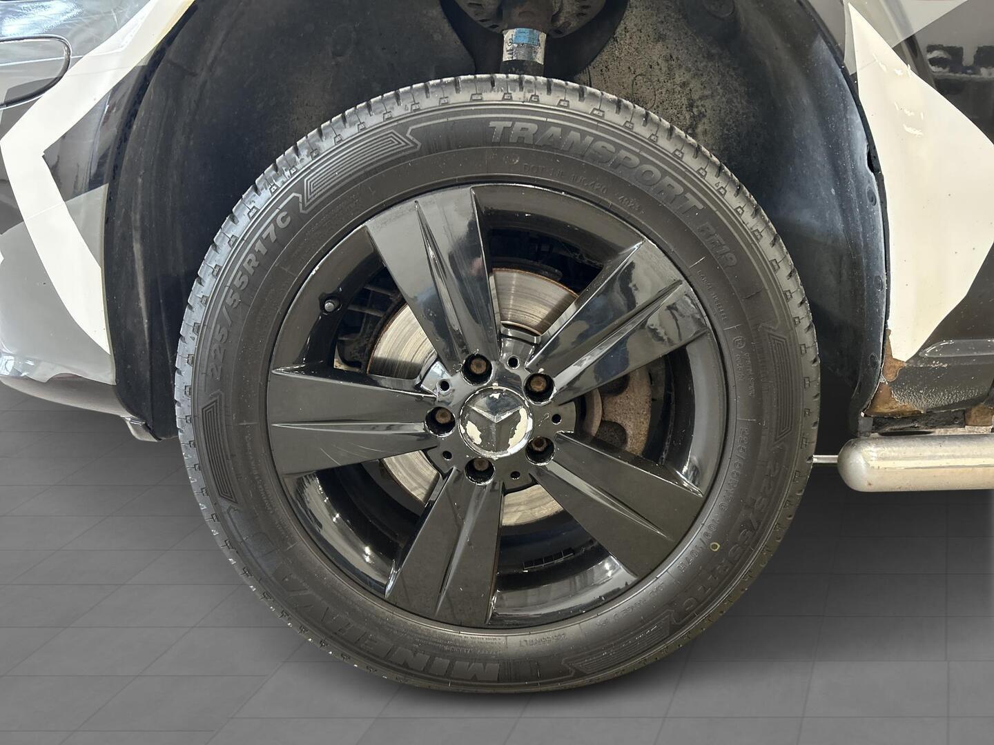 MERCEDES-BENZ Vito 2012