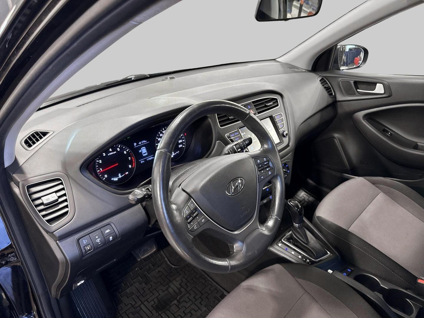 HYUNDAI i20 Hatchback 2019