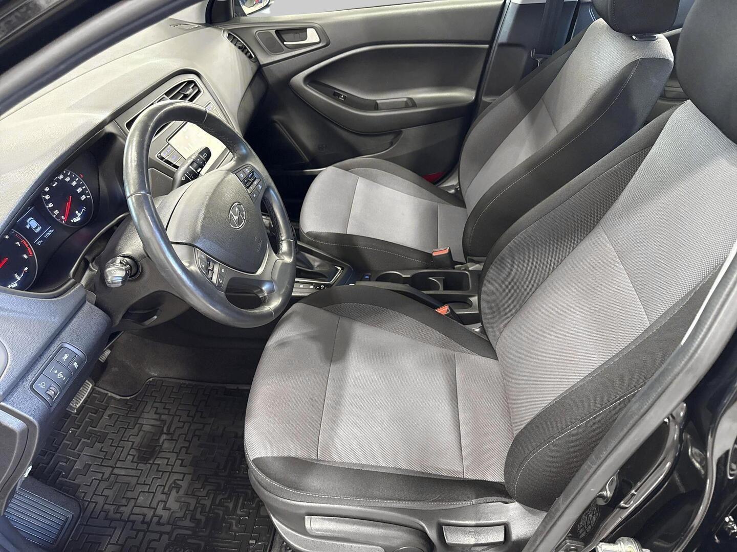 HYUNDAI i20 Hatchback 2019