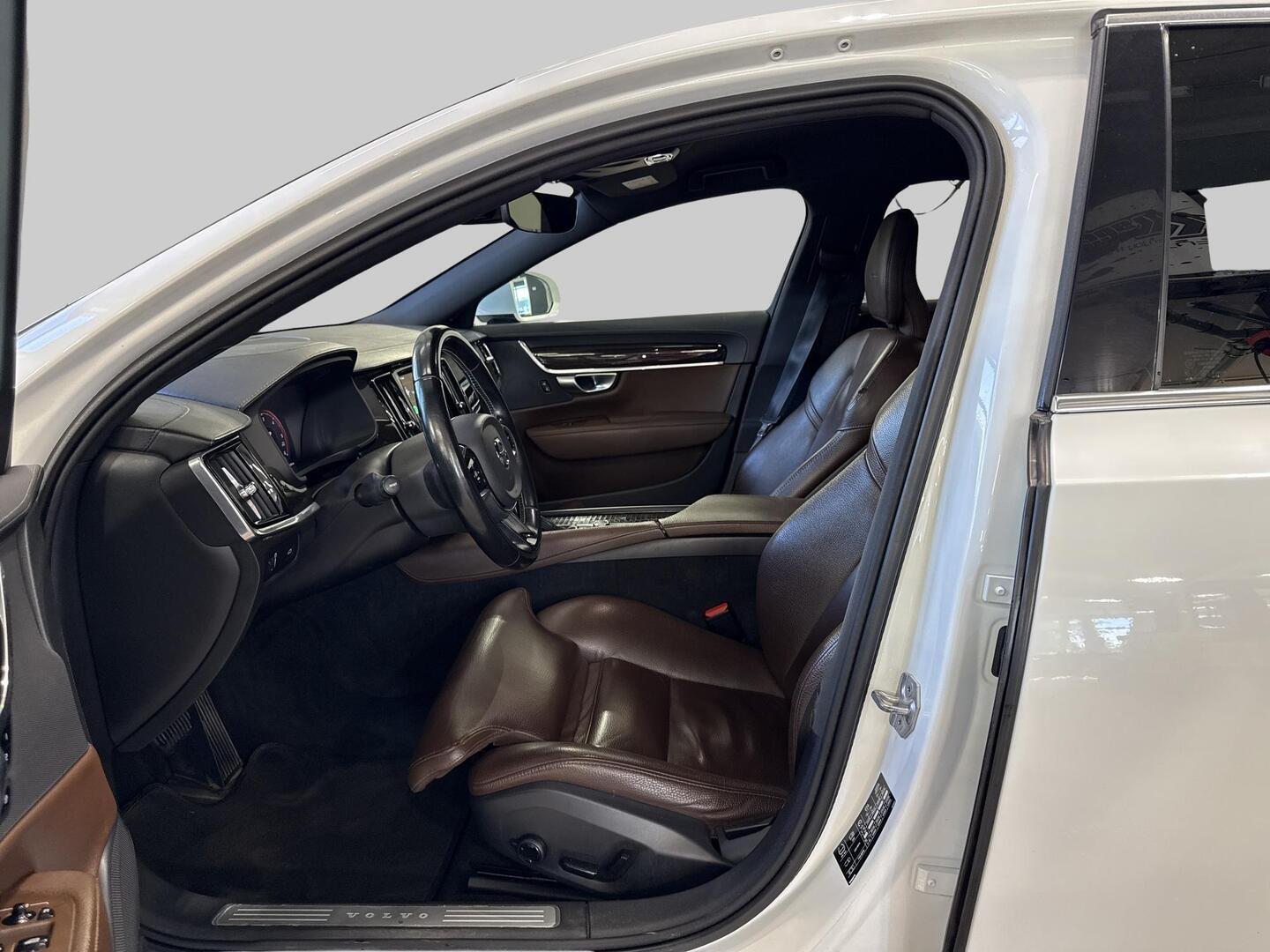VOLVO S90 2020