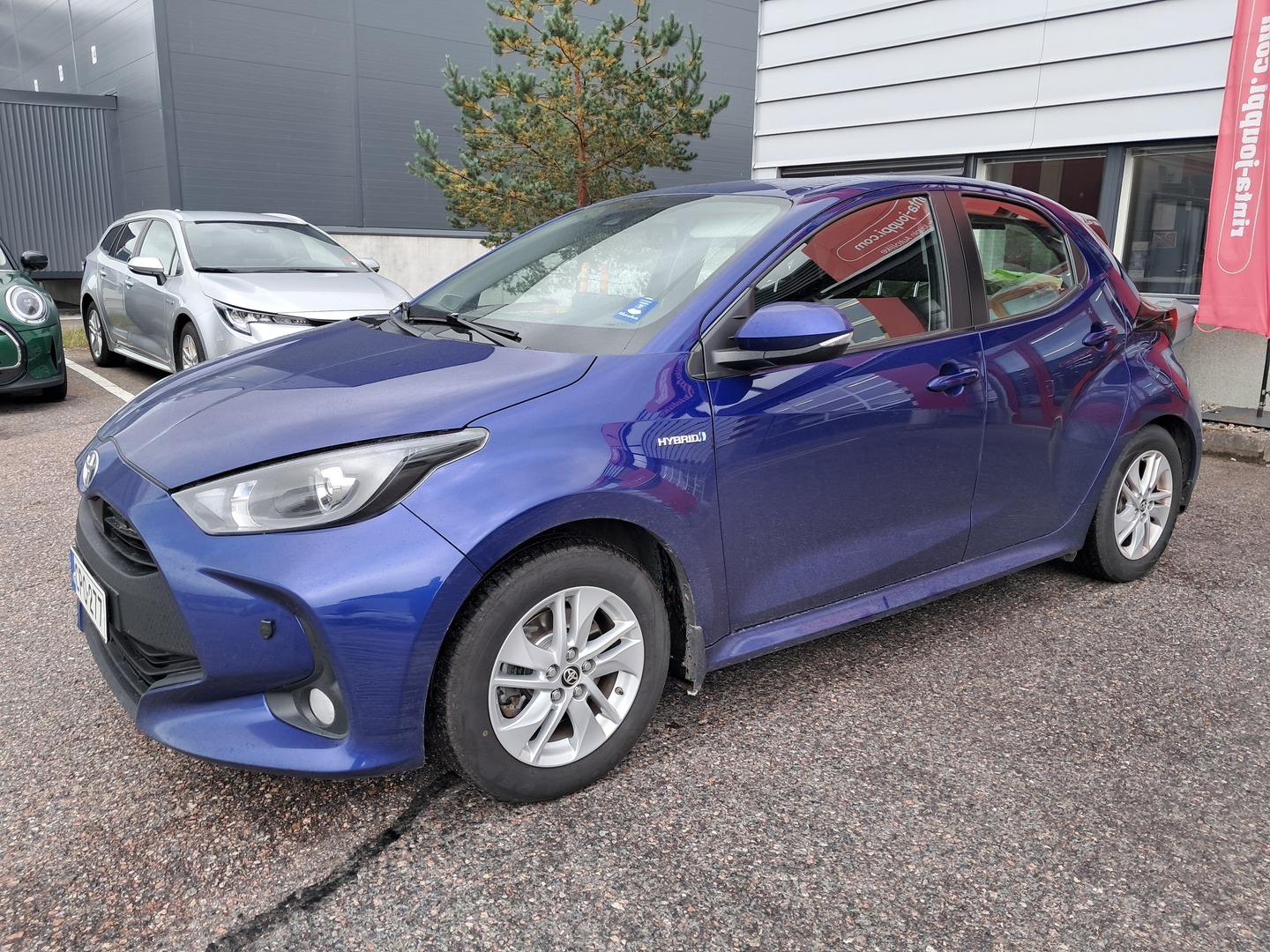TOYOTA Yaris 2021