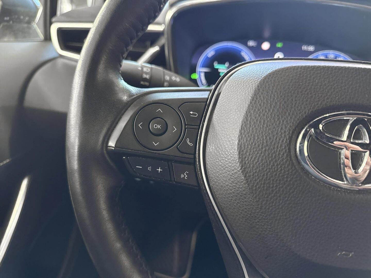 TOYOTA Corolla 2024