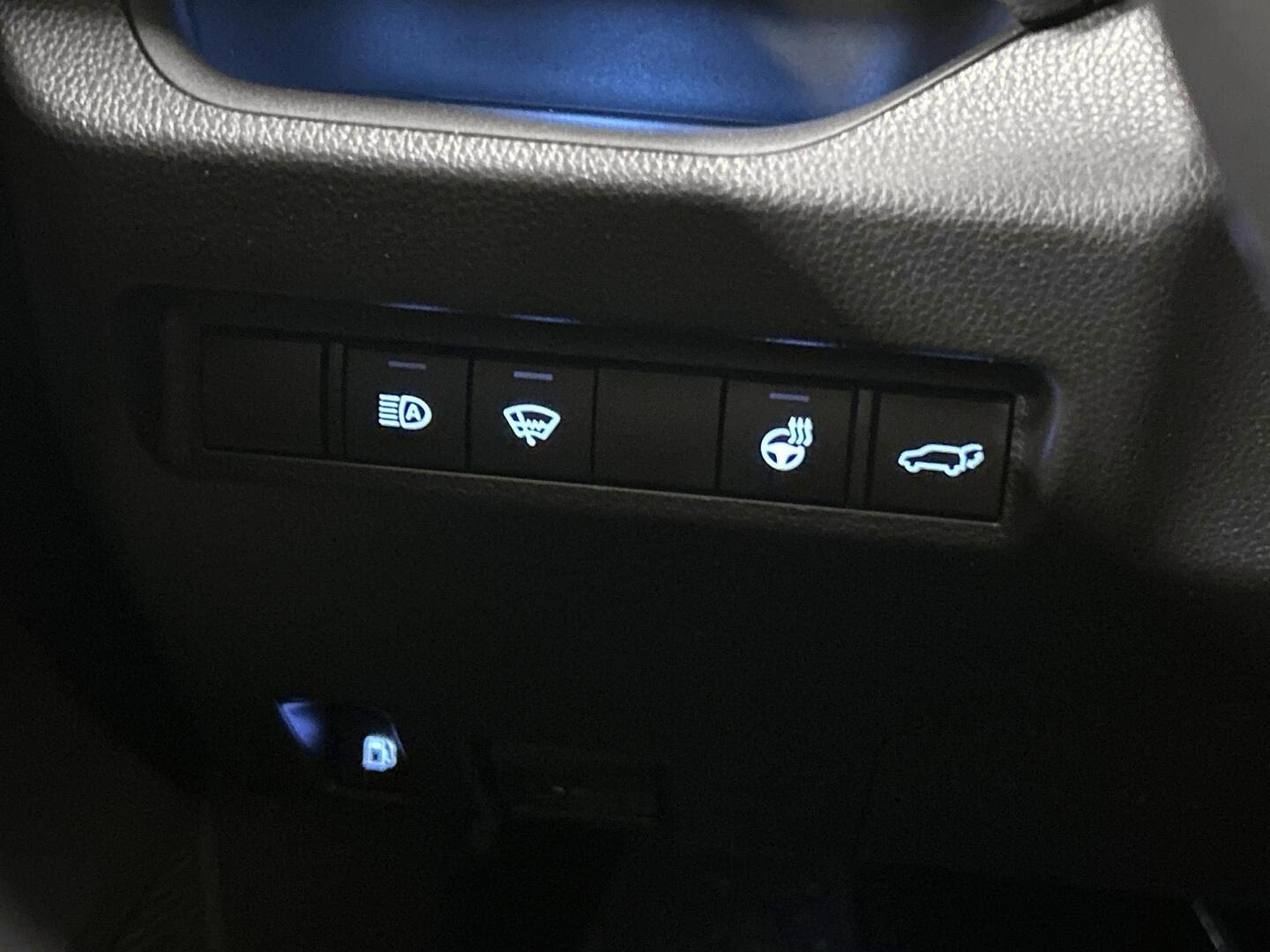 TOYOTA RAV4 PLUG-IN 2021