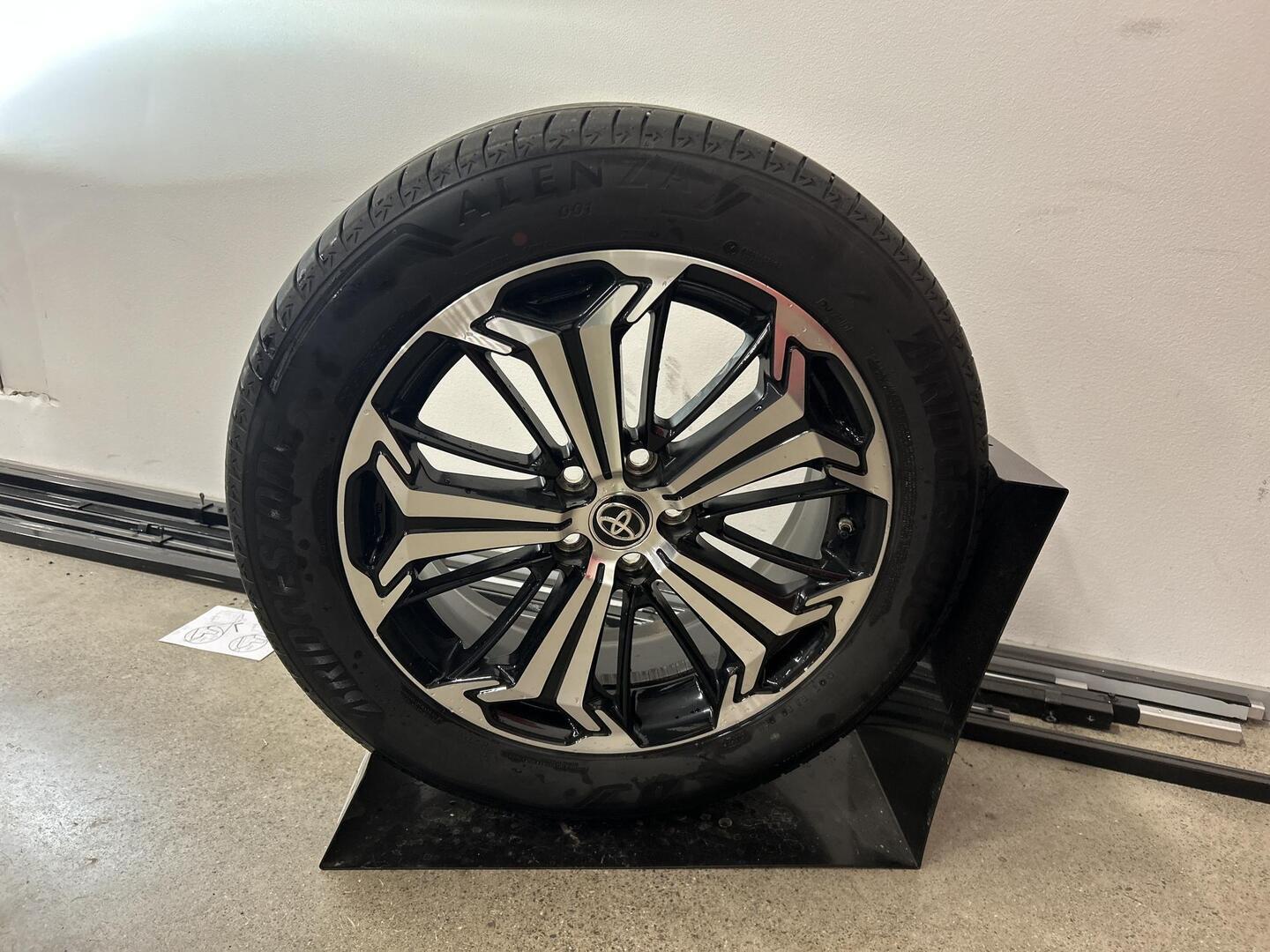 TOYOTA RAV4 PLUG-IN 2021