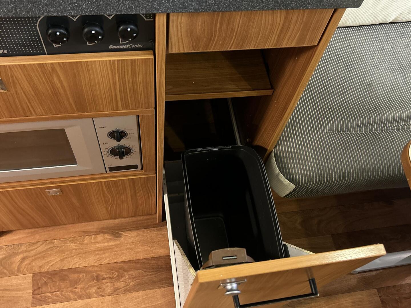 DETHLEFFS NOMAD 2014