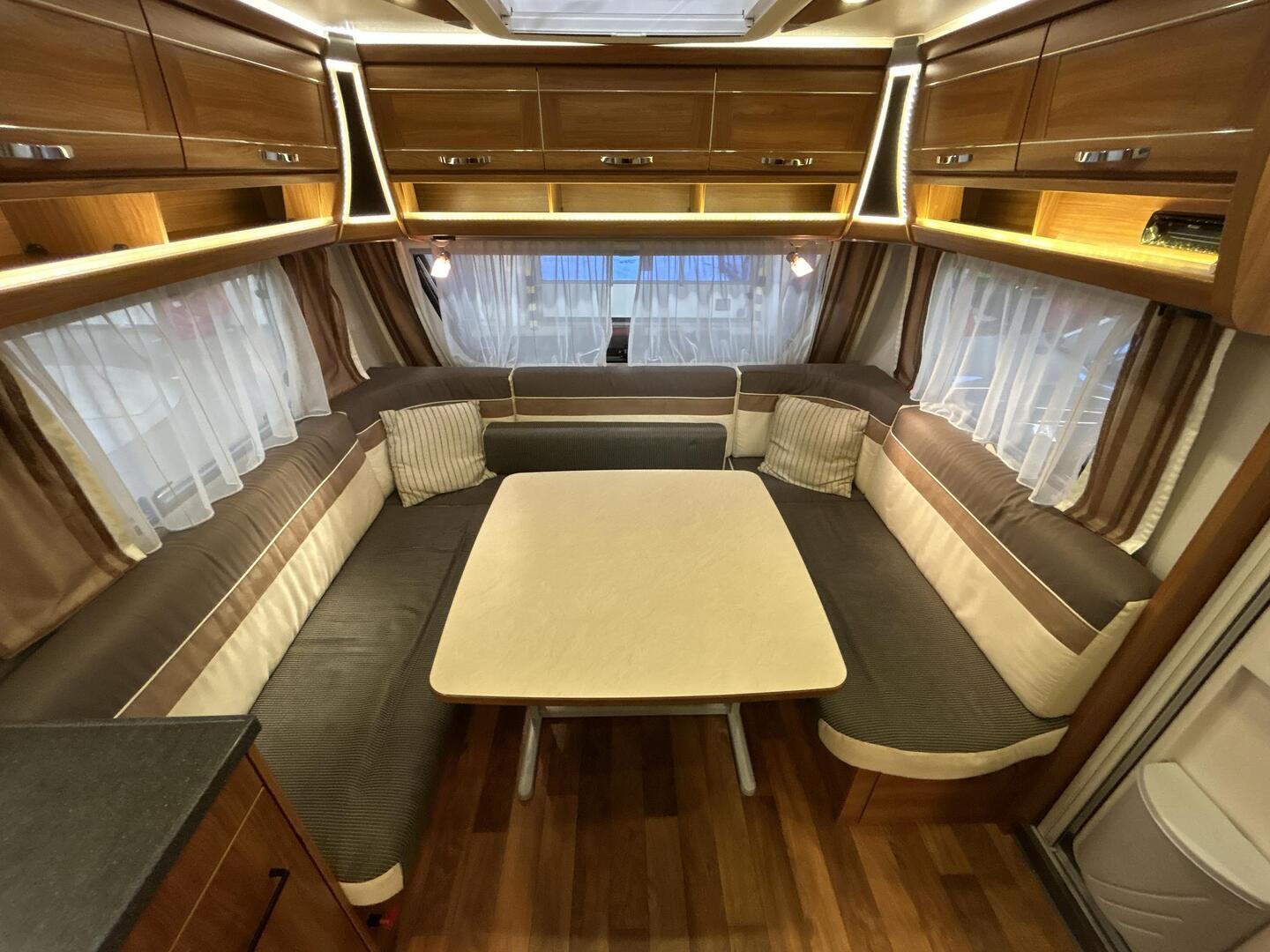 DETHLEFFS NOMAD 2014