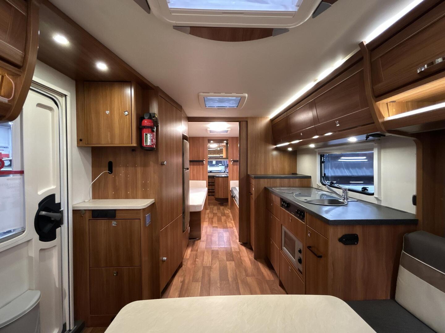 DETHLEFFS NOMAD 2014