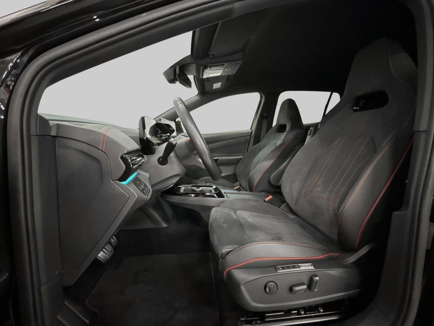 VOLKSWAGEN ID.4 2024