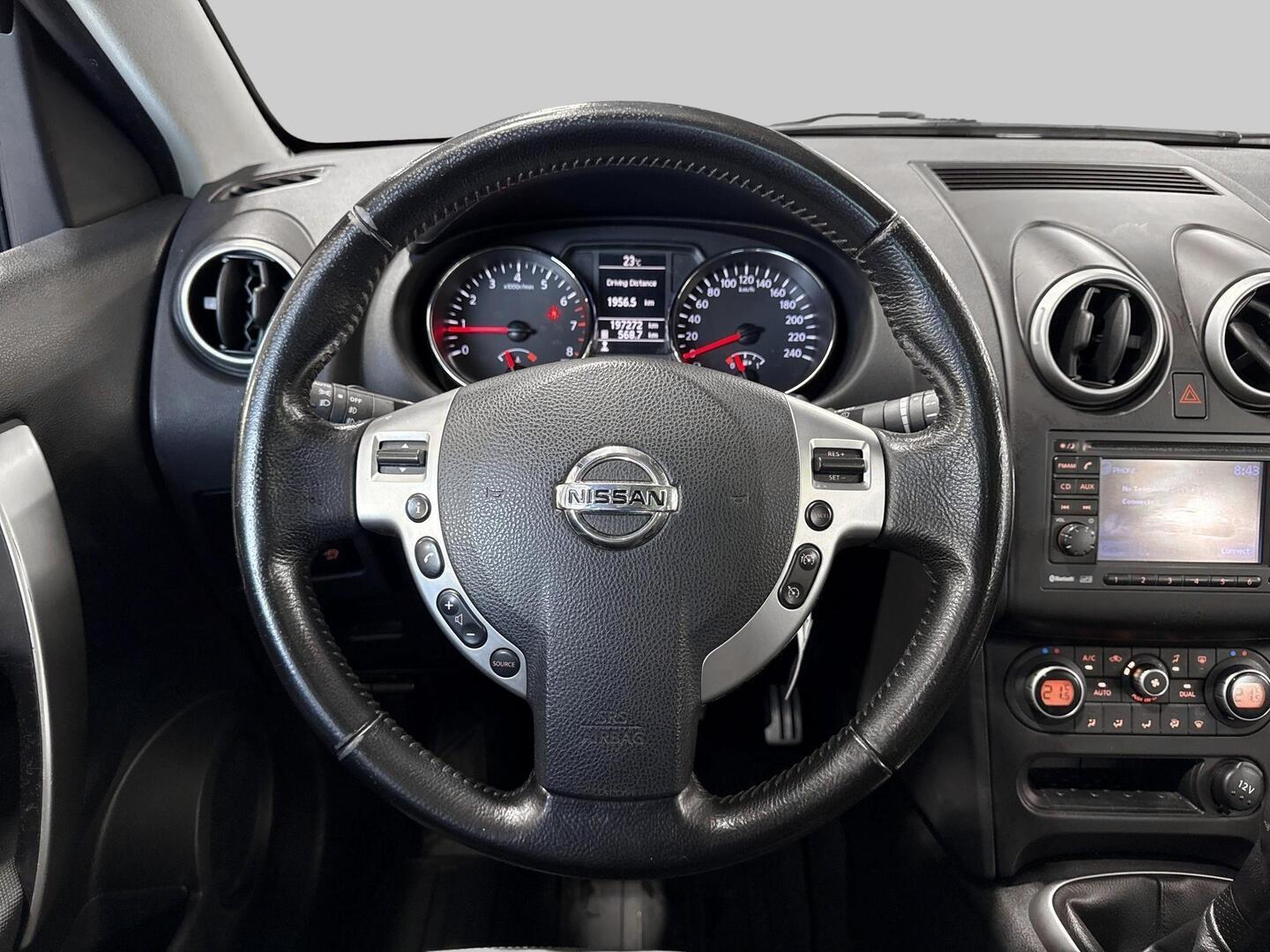 NISSAN Qashqai+2 2011