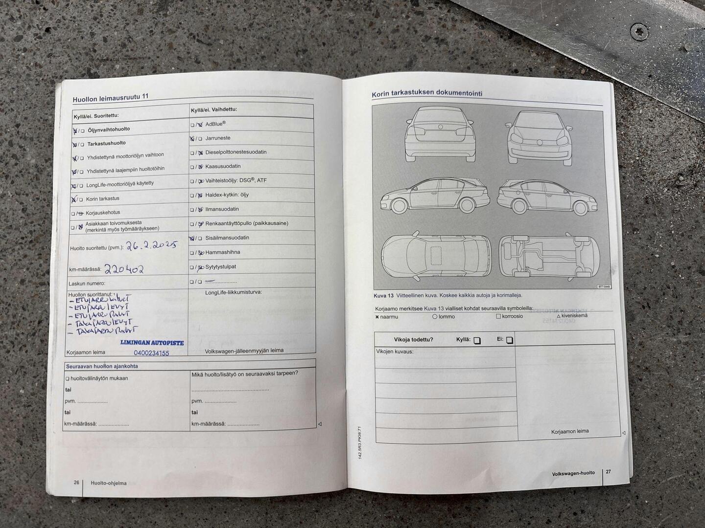 VOLKSWAGEN Polo 2015