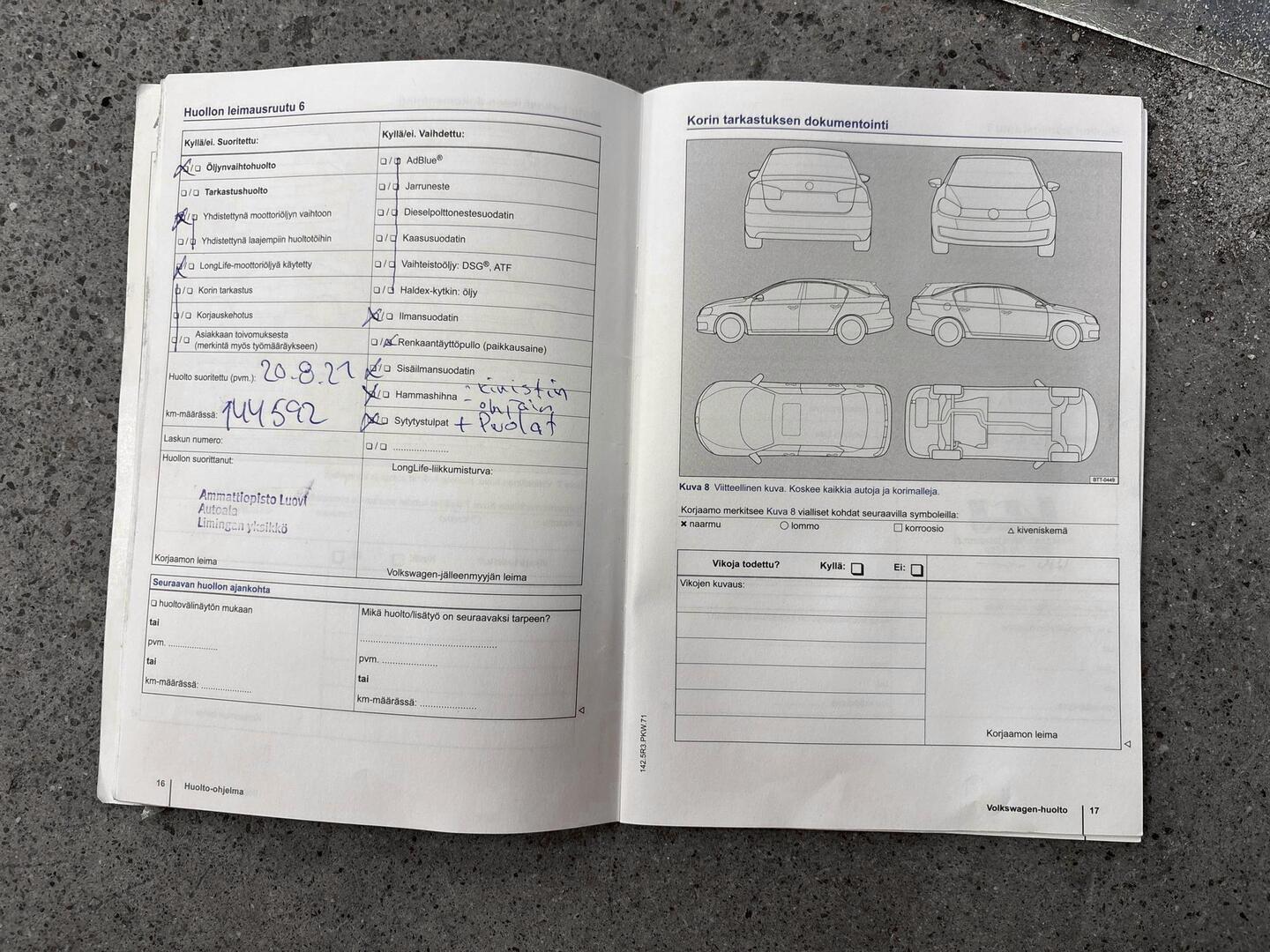 VOLKSWAGEN Polo 2015