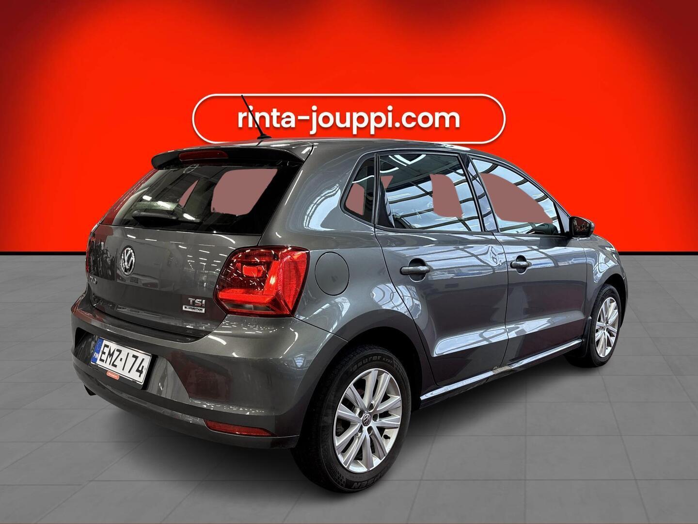 VOLKSWAGEN Polo 2015