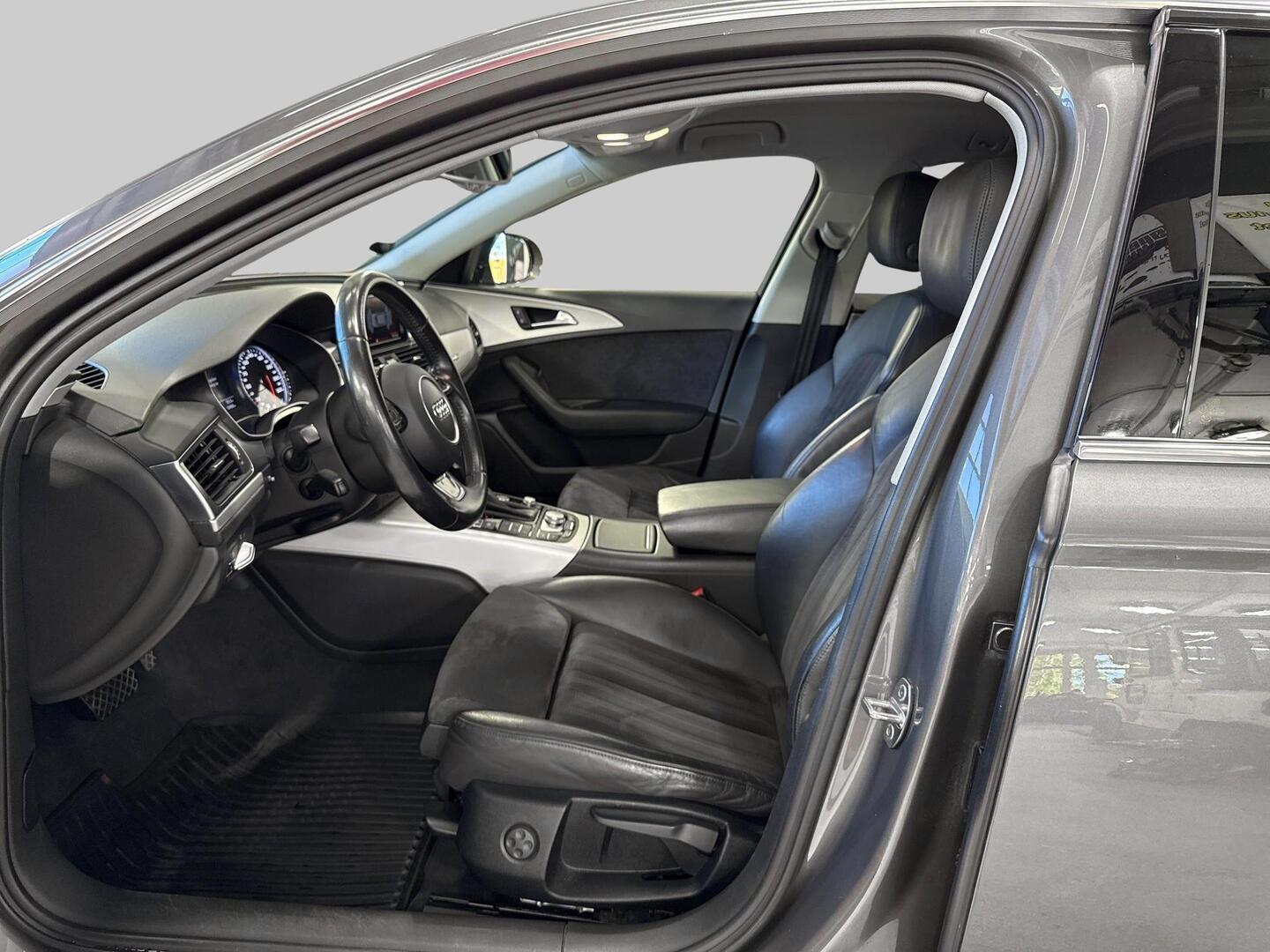AUDI A6 2016