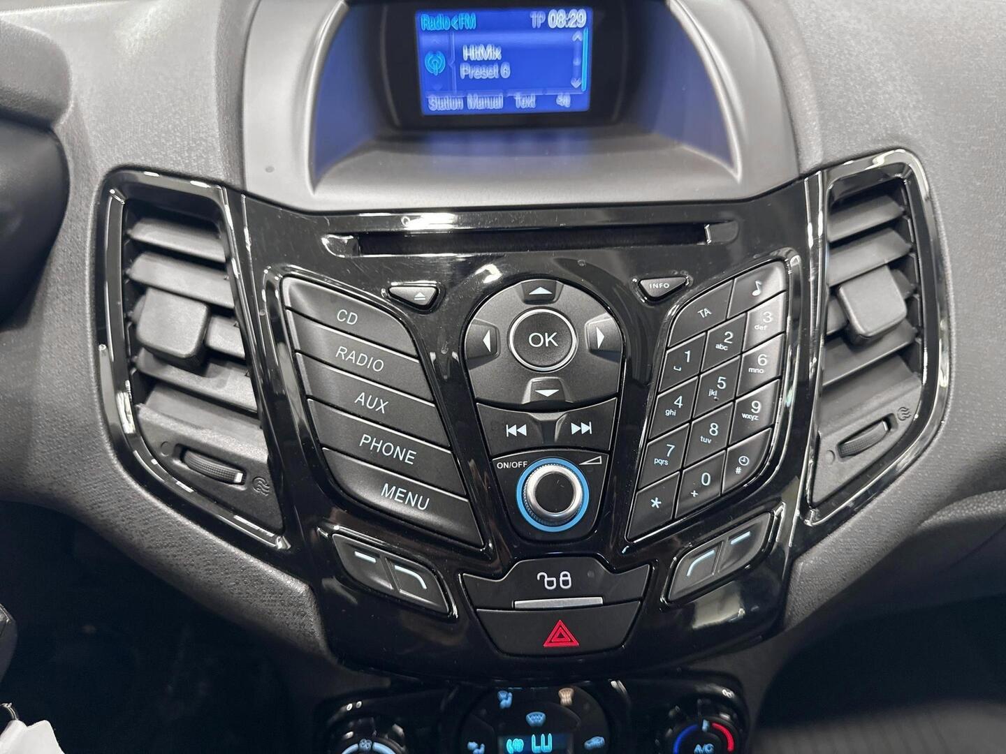 FORD Fiesta 2016