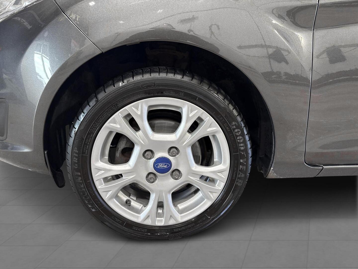 FORD Fiesta 2016