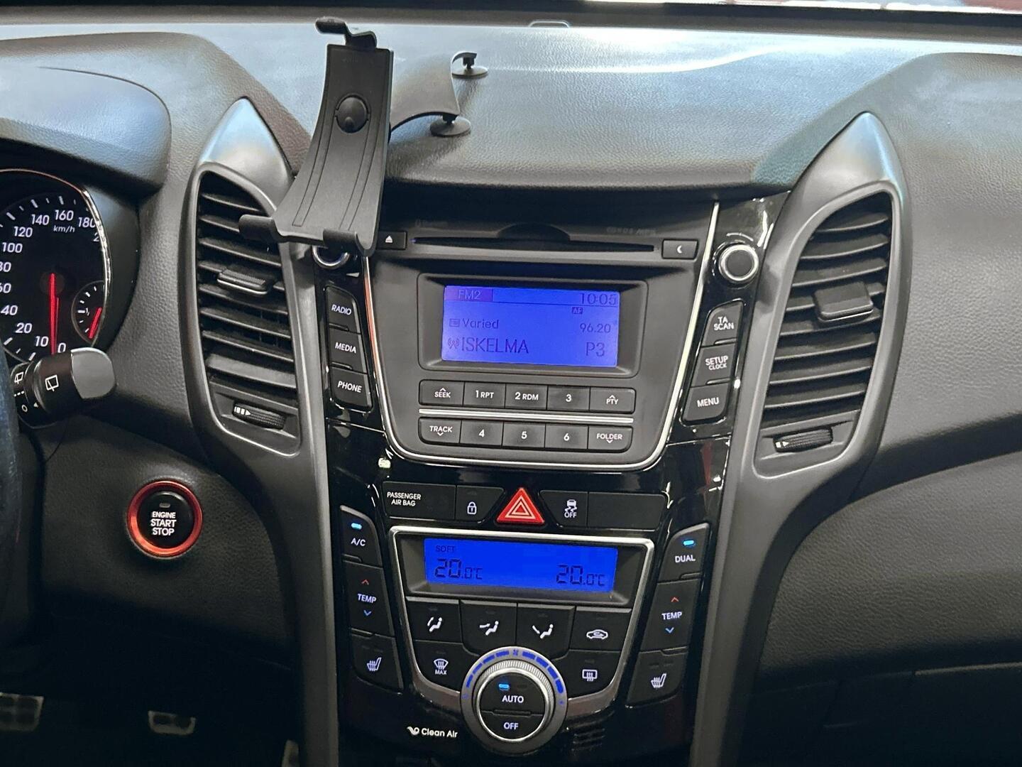 HYUNDAI i30 5d 2016