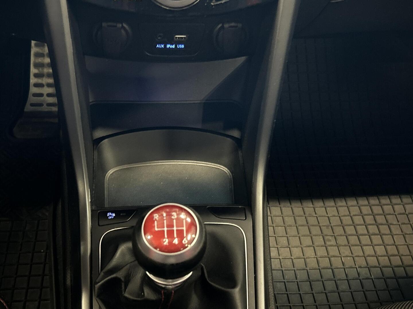 HYUNDAI i30 5d 2016