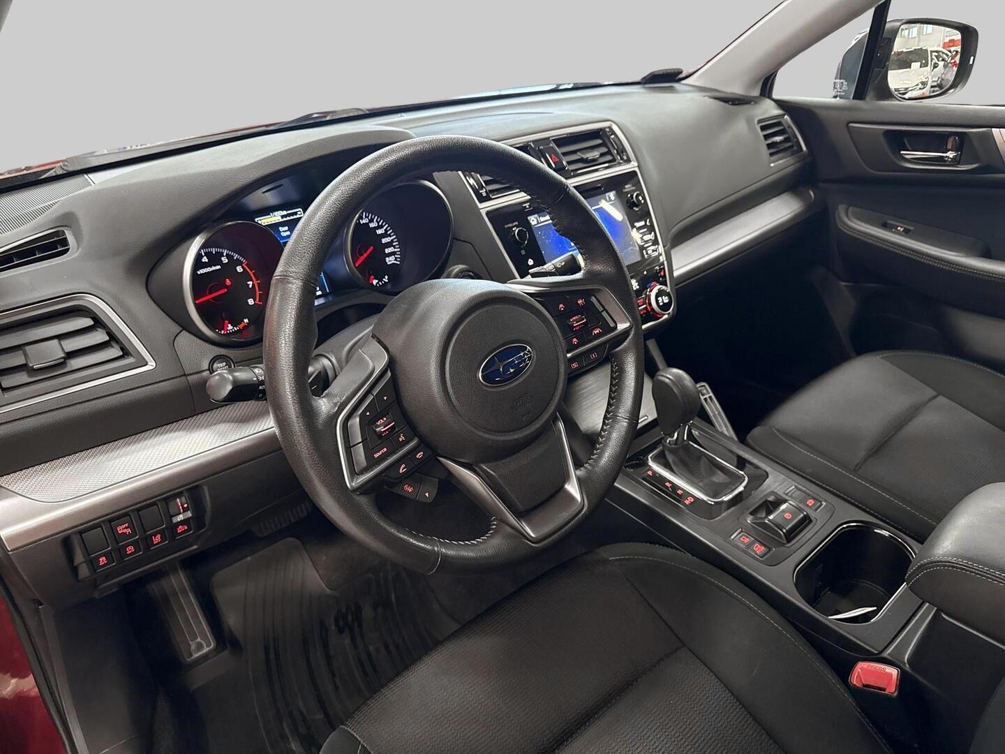 SUBARU Outback 2018