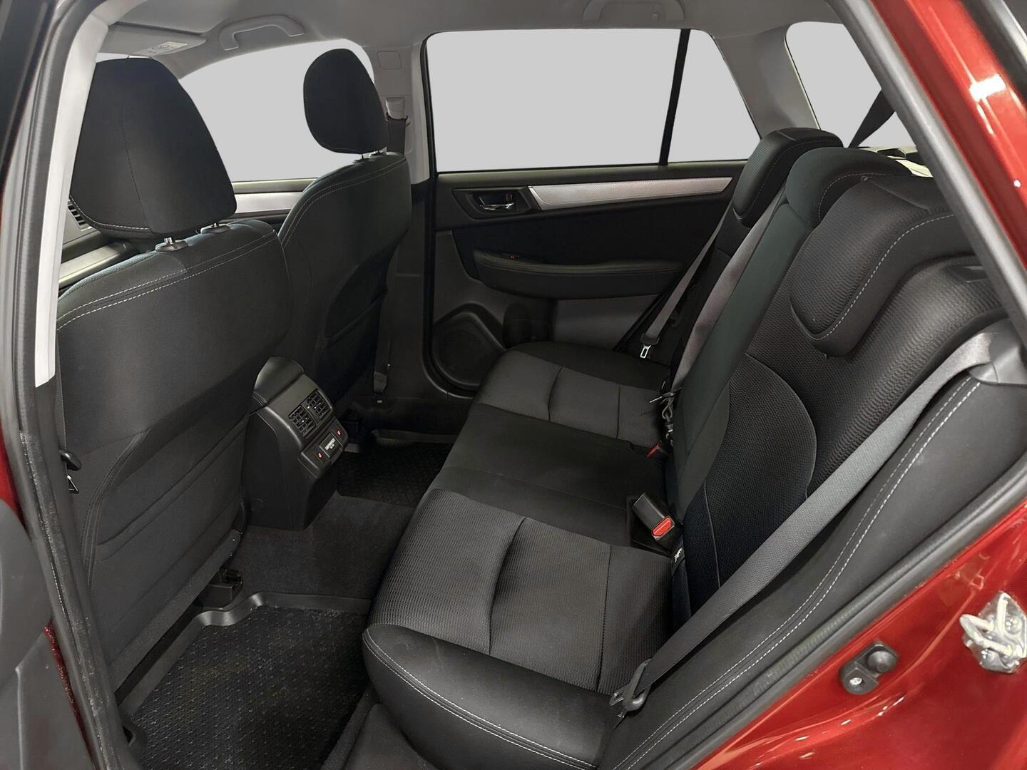 SUBARU Outback 2018