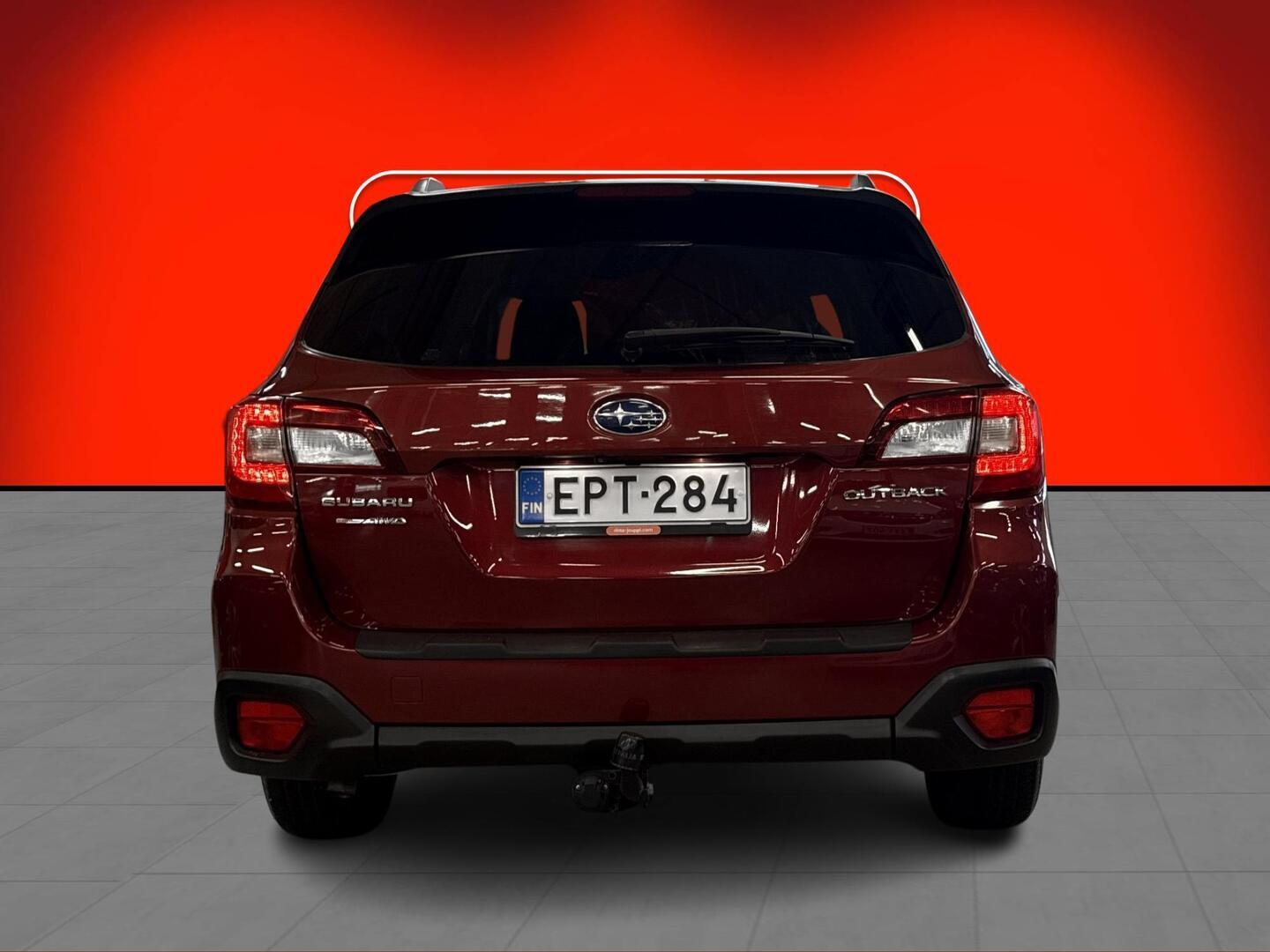 SUBARU Outback 2018