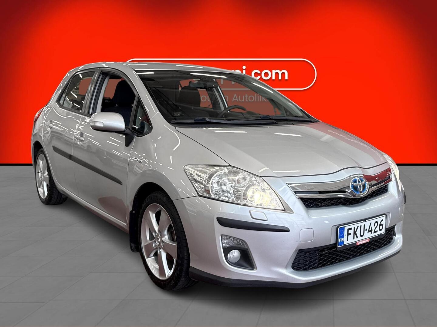 TOYOTA Auris 2012