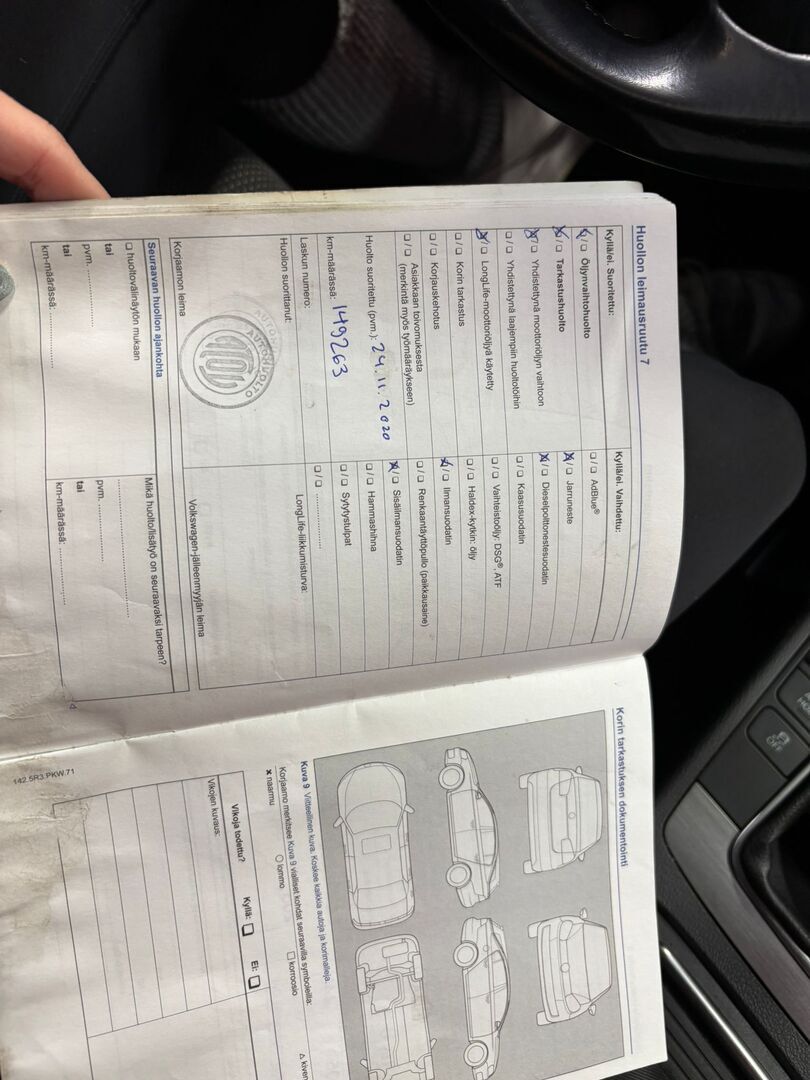 VOLKSWAGEN Passat 2014