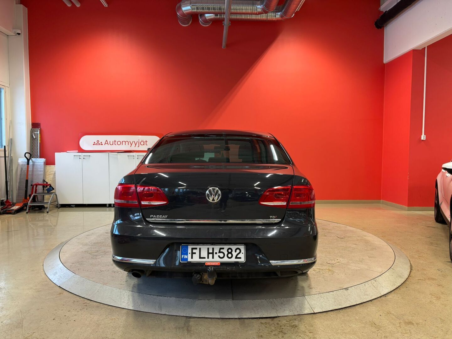 VOLKSWAGEN Passat 2014