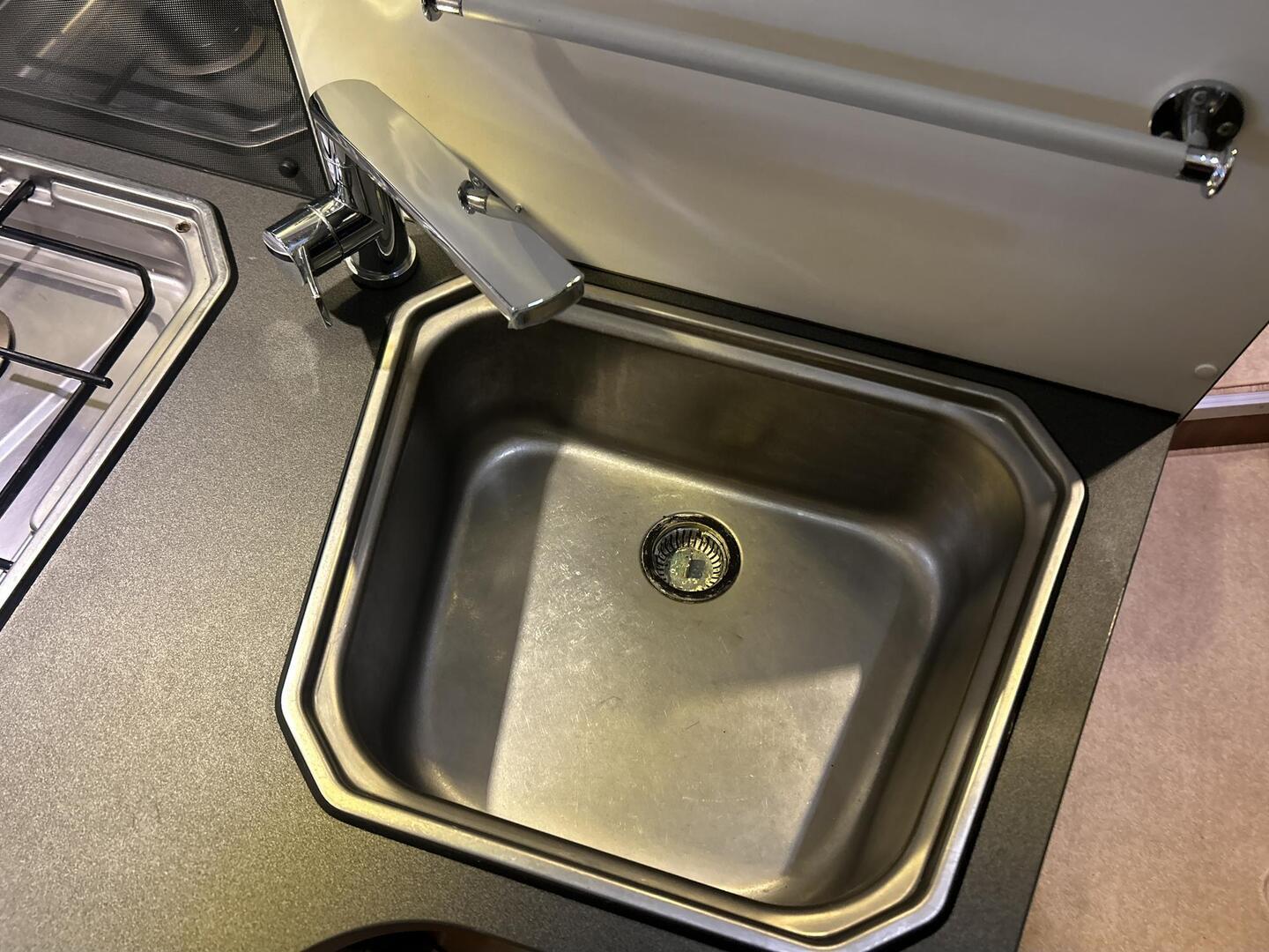 ADRIA Matrix 670SBC 2018