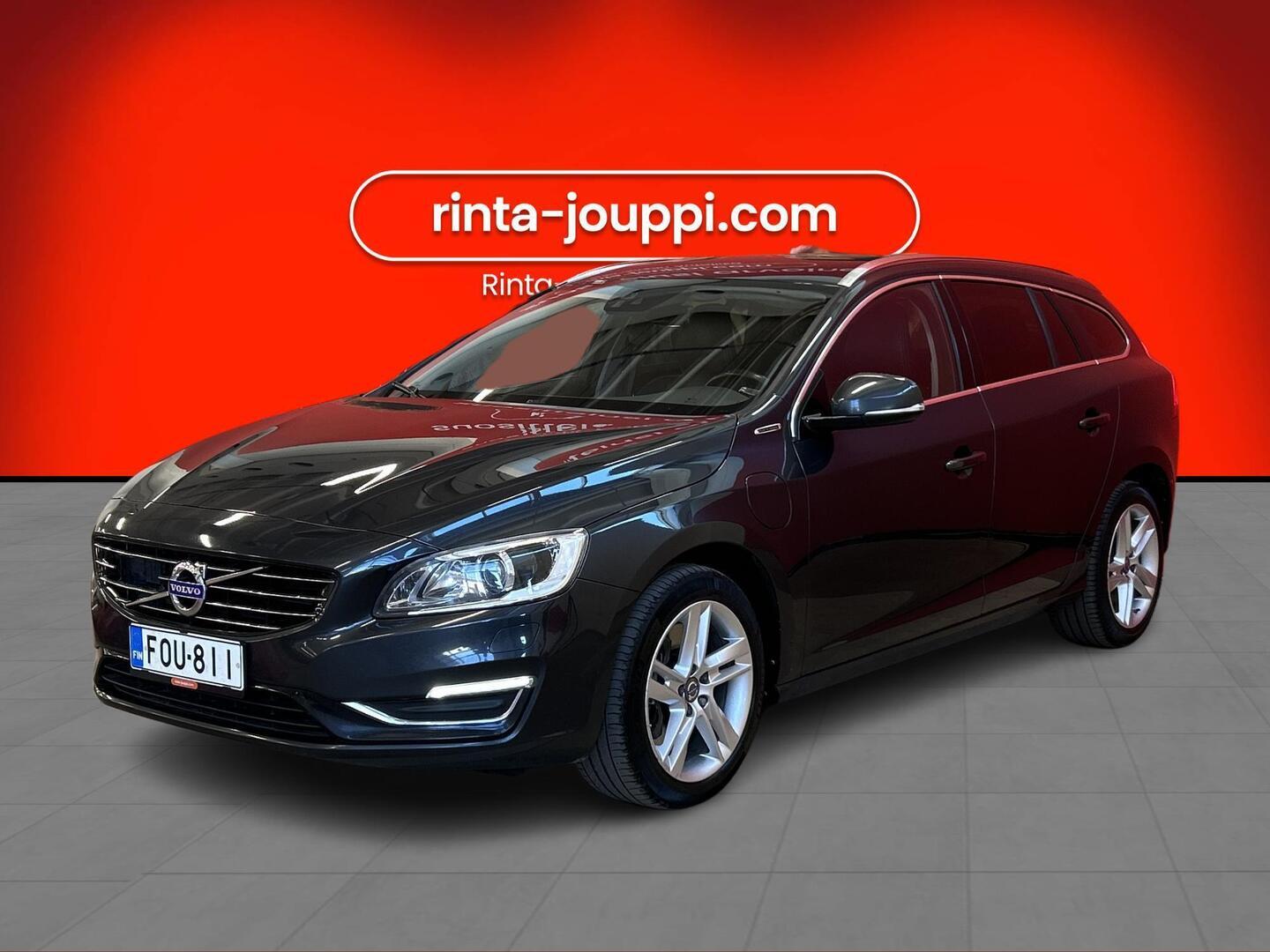 VOLVO V60 2015