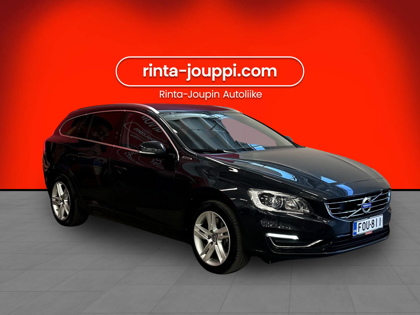 VOLVO V60 2015
