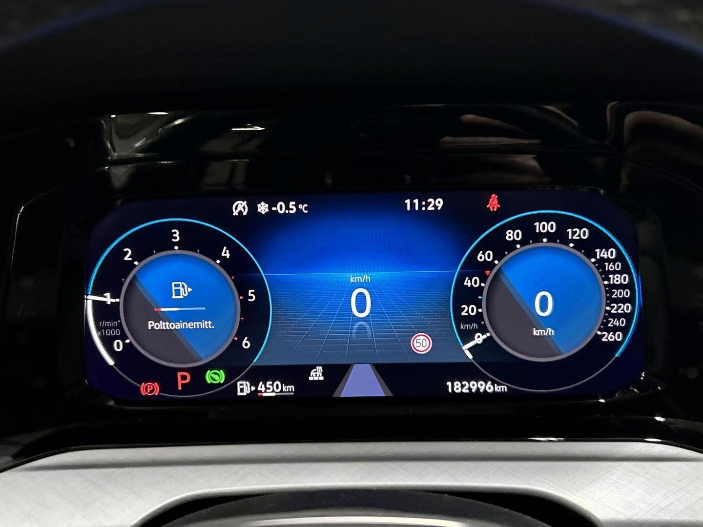 VOLKSWAGEN Golf 2021