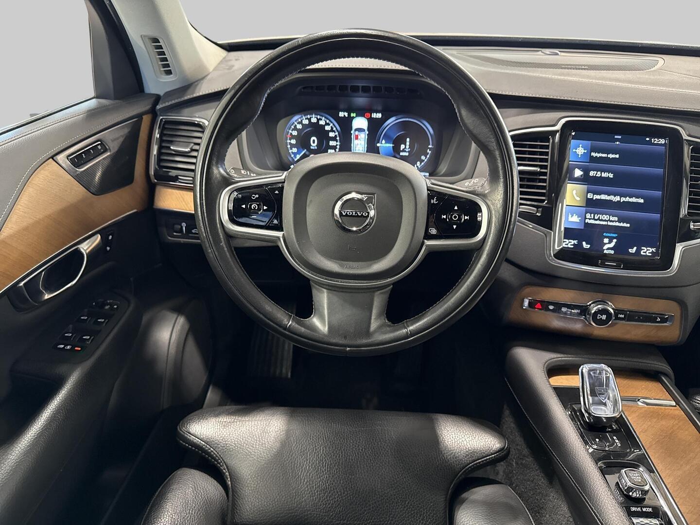 VOLVO XC90 2020
