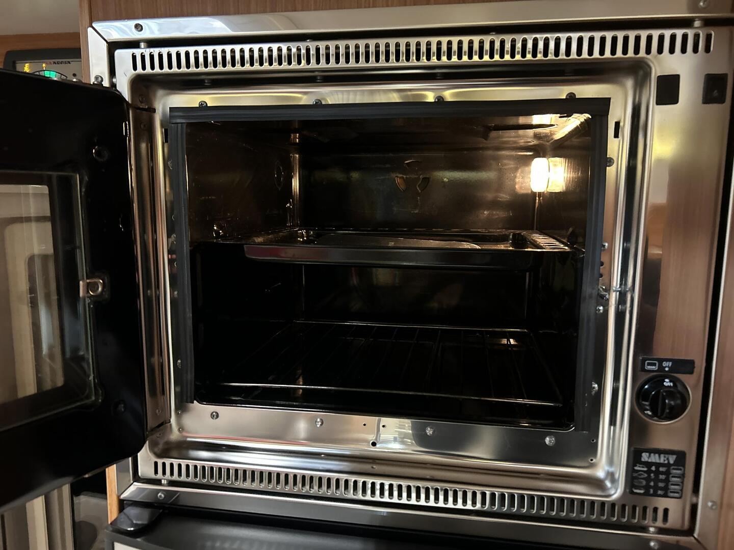 ADRIA Coral S 670SL Supreme 2010