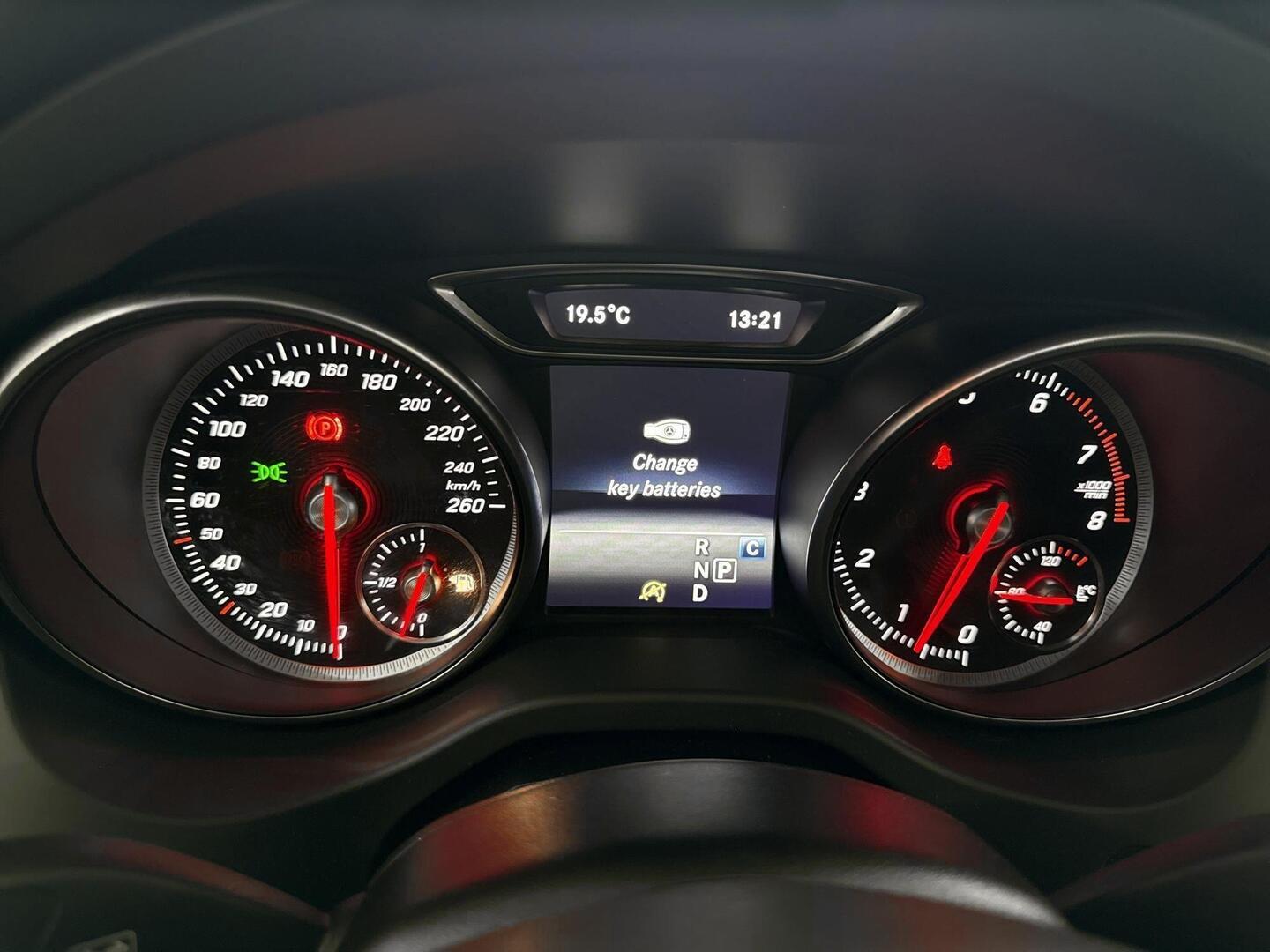 MERCEDES-BENZ CLA 2018