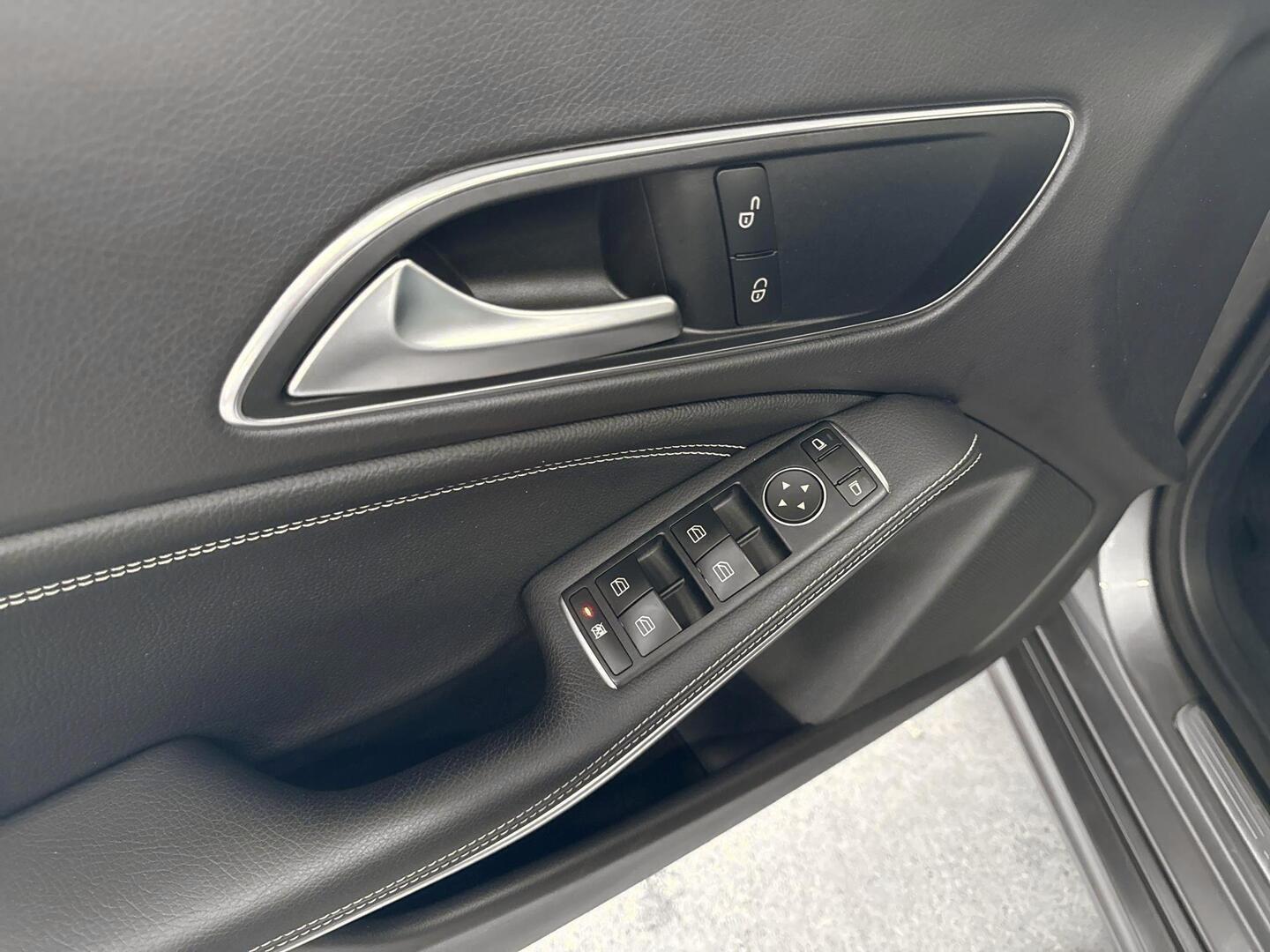 MERCEDES-BENZ CLA 2018